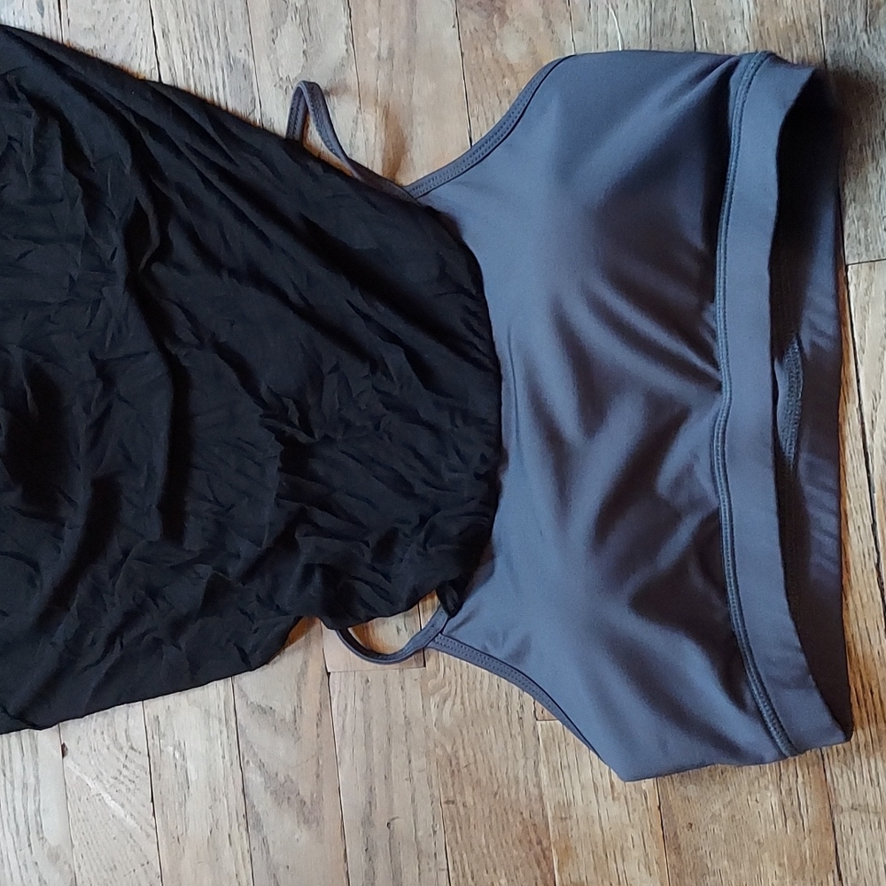 2 top bundle  6 for $10 tops - Picture 6 of 13